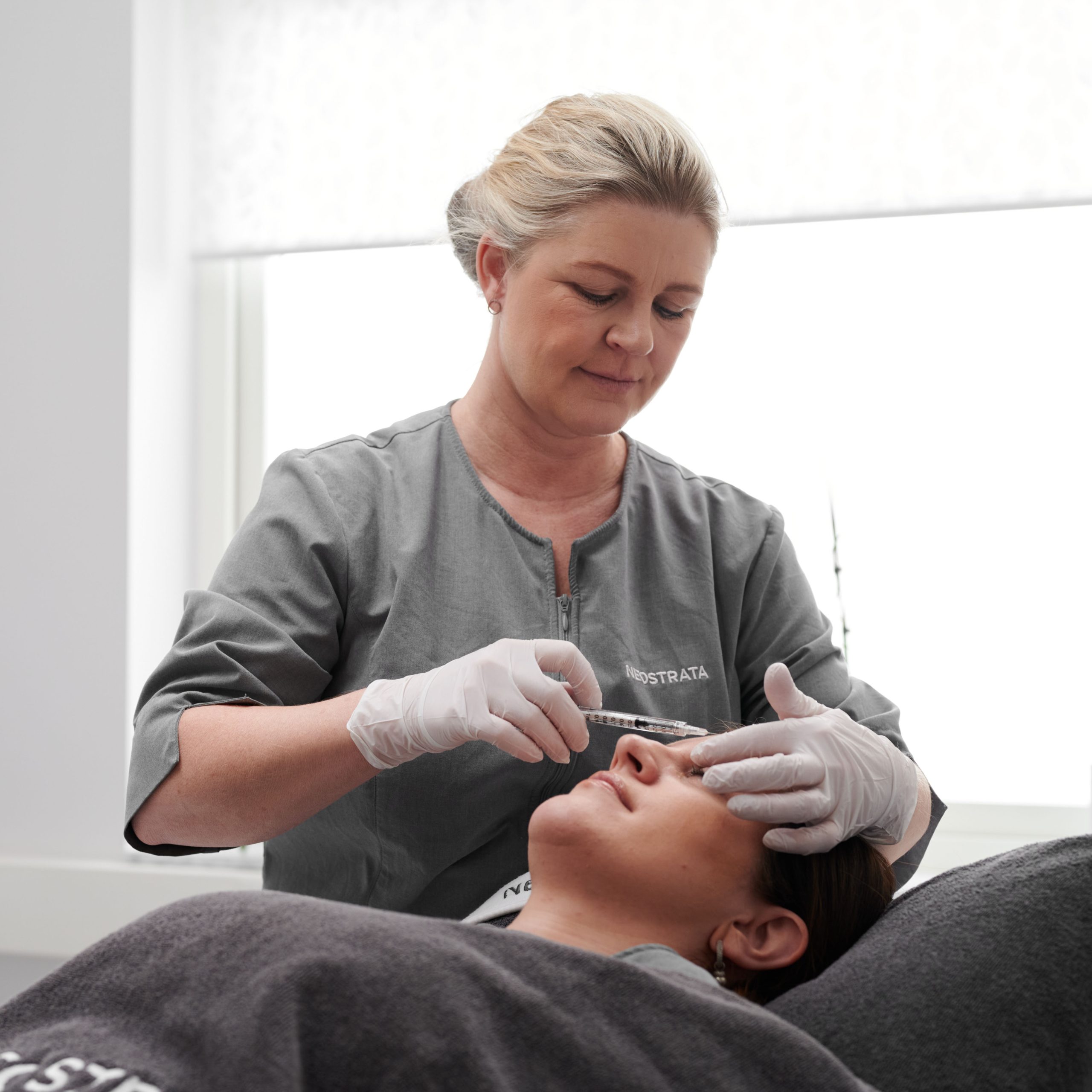 Injektionsbehandling fillers botox profhilo 3