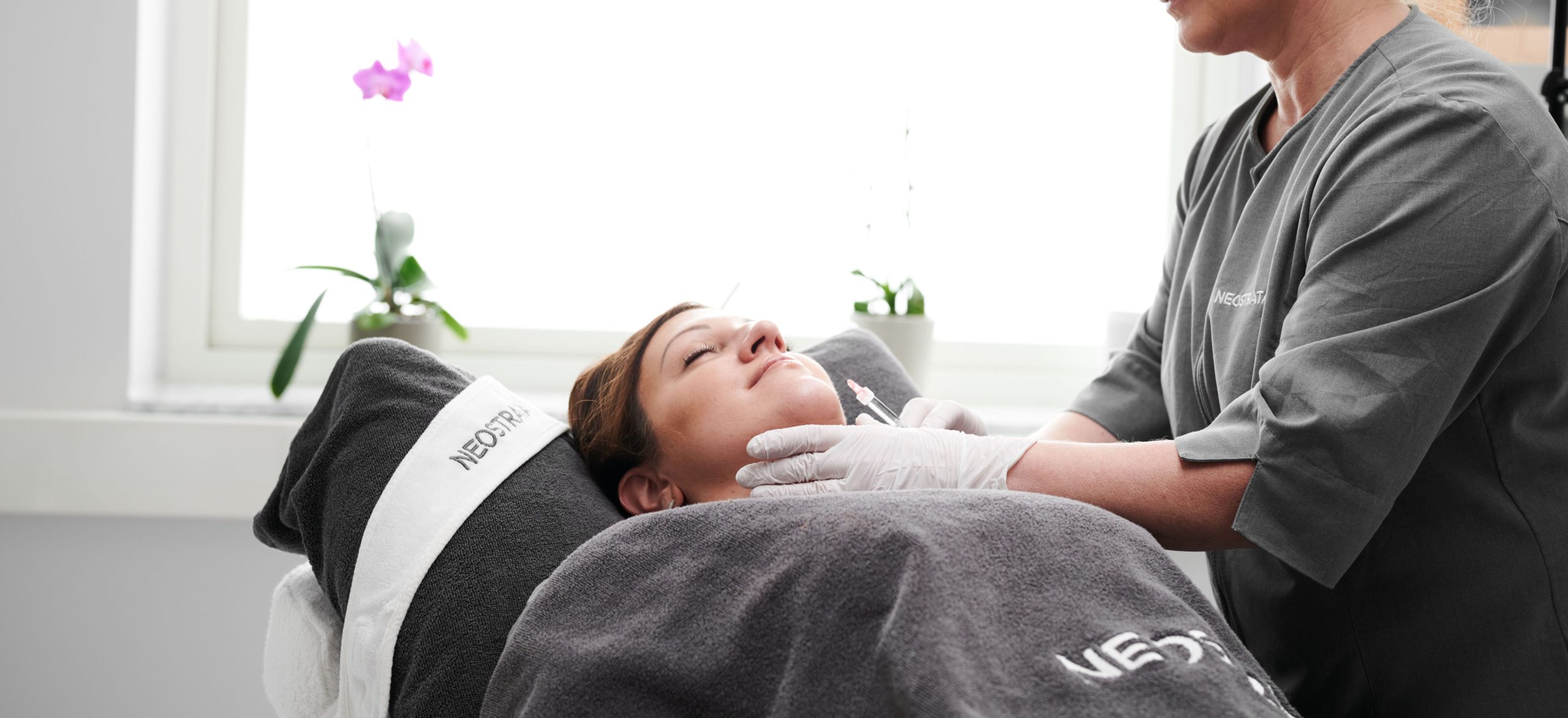 Injektionsbehandling fillers botox profhilo header3